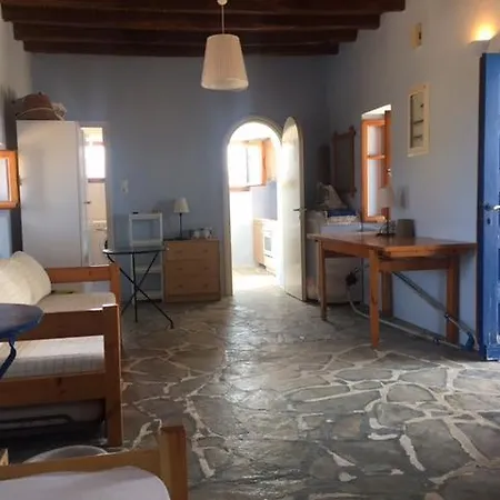 Séjour à la campagne Paros-pounta Surf House Pounda