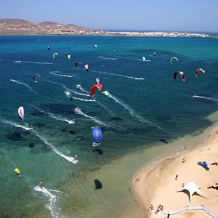 Paros-pounta Surf House