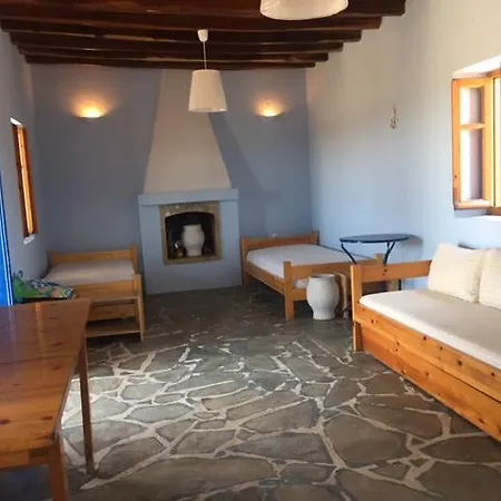 Paros-pounta Surf House